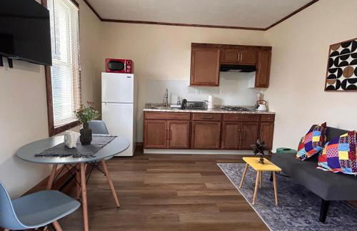 Urban OASIS Inspired by the 80s Unit 1 - Photo 9