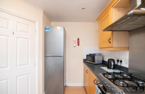 Fantastic 4 bed house with 3 bathrooms in pleasant location - Foto 2