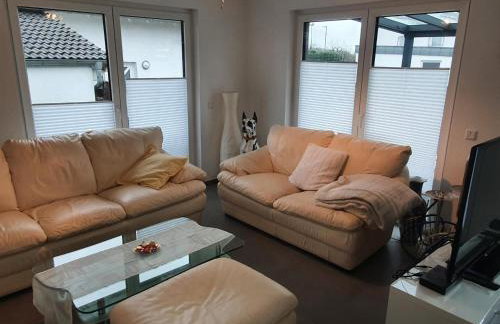 großzügige Unterkunft mit Terrasse - Foto 15