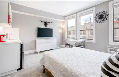 Beachside Palm Beach Condo | Pool & Walk to Sea - Foto 5