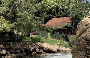 Romantic Hideaway Cottage on Clear Creek in Georgetown, Colorado - Foto 17