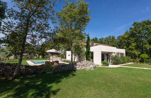 Beautiful restored farmhouse with private pool and gardens - Foto 28