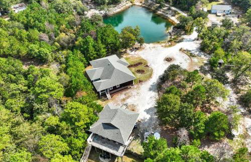 Grand Home on 10 Acres in Surf City w/Private Pond! - Foto 6