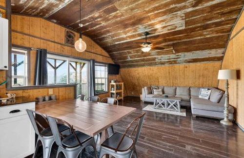Rustic Barn Retreat w Hot Tub Game Room & FirePit - Photo 12