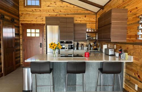 New Cabin with Spectacular Views of Flathead Lake. - Foto 13