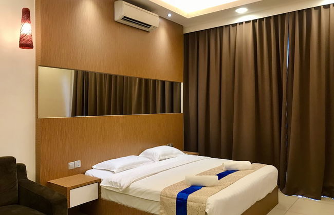 Sunset Seaview Vacation Condos City Centre @ IMAGO Shopping Mall - Foto 7