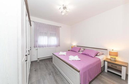 Awesome Home In Ricice With Sauna - Foto 21