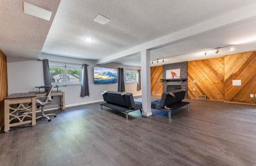 Perfect Getaway 3BR 3BA Home Close to Parks and Shopping - Foto 20