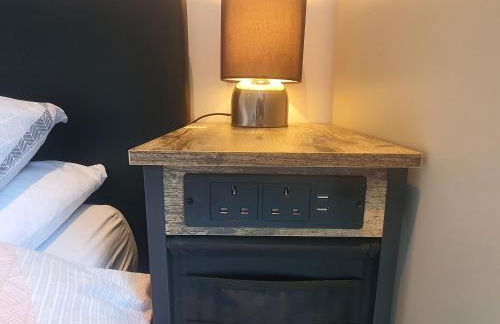 Idyllic 2 Bedroom Self-Contained UpsideDown Annexe - Photo 43