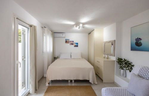 Lydia's West Apartment - Photo 45