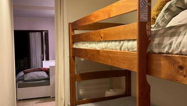 Beautiful studio terrace with Esparron lake view 4 people - Foto 2