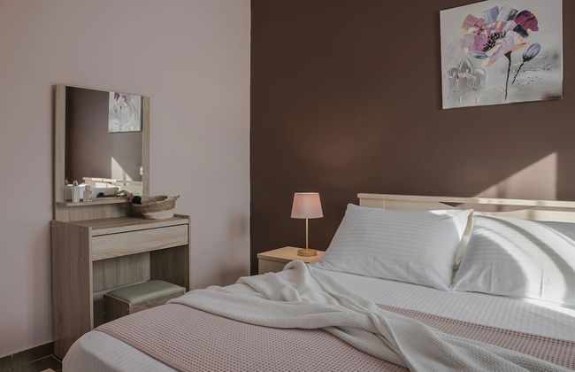 Queen Bee Residence - Photo 8