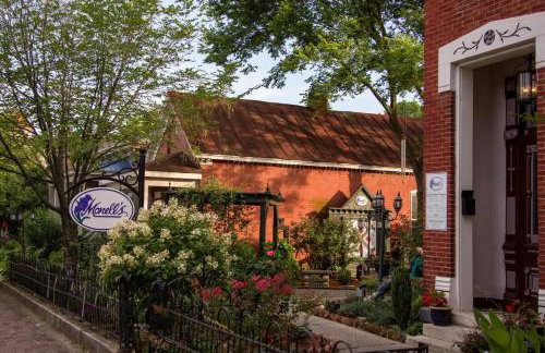 Luxury Villa close Broadway with Garage and Fire Pit - Foto 42