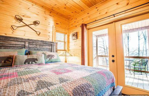 Art's Bungalow-wooded seclusion 1 mi to Deep Creek and Bryson City - Foto 10