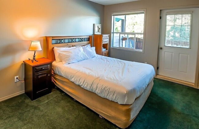 Polar Peak Lodges by Fernie Lodging CO - Photo 16