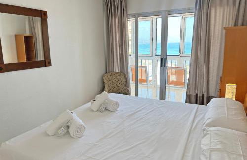 Playa y montaña 1ª linea Piscina Parking AC - Foto 29