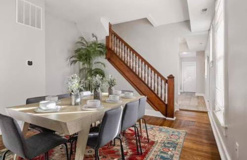 Chic 6BR Retreat:10 beds 3.5 Baths for Groups*ste - Foto 42