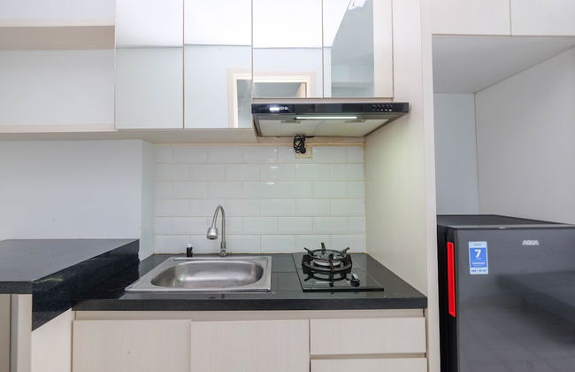 Comfy And Homey 2Br At Patraland Urbano Apartment - Foto 8