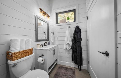 Whispering Pines Treehouse - Sunrise - Foto 15