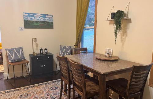 Relaxing Townhouse Downtown Dubuque - Foto 31