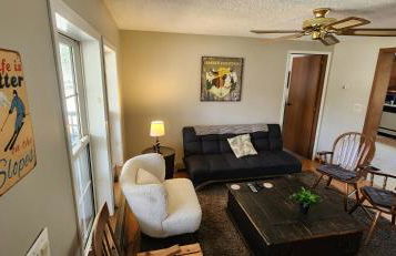 Chandler Hill Base Camp - Enjoy A Nature Getaway in this Rustic Home in the Mountains, 10 minutes from Sunday River Ski Mountain! home - Foto 43