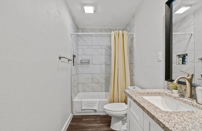 Modern 2BR Near UT Hyde Park Evonify - Foto 20