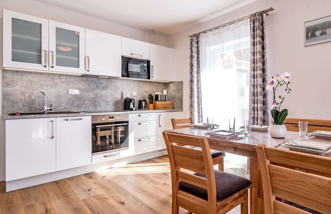 Lakeside Village 35 - Photo 3