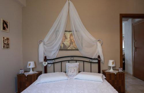 Antique Apartment - Photo 15