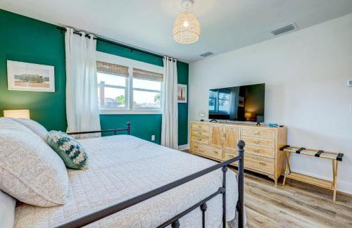 NEW! Cortez Cabana! Canal front home with heated pool & boat dock! - Foto 42