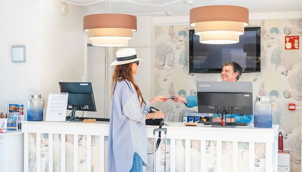 Flipflop Surfing Playa Apartments - Foto 3, Lobby