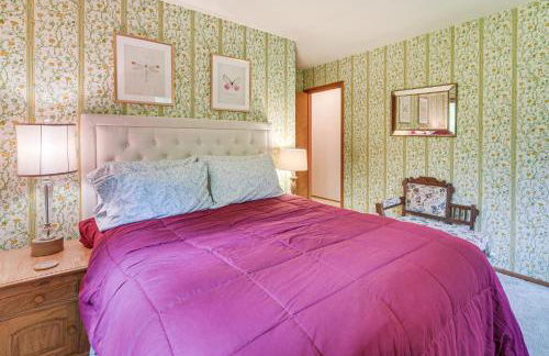 Lakeside Spooner Home with Game Room and Views! - Foto 24