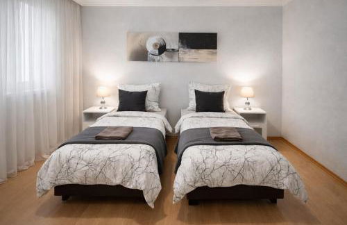 Comfort Apartment Netflix PS4 Parking - Foto 18