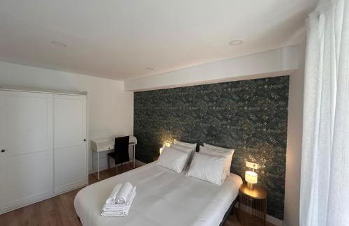 VI Apartamento dos dormitorios junto a Plaza Mayor - Photo 23