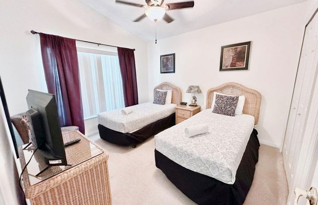 Cozy 4 Bed Pool Home With Game Room 4 Bedroom Home by RedAwning - Foto 5