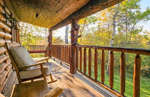 20 min to Yellowstone, Family Cabin, Fire Pit - Photo 2