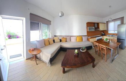 Athanasia's appartment at Rafaella Resort - Foto 7