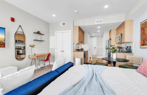 Luxe Studio with City Views - Near Fishtown - Foto 24