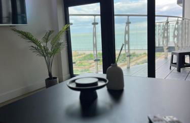 Harbour view-Sleeps 4-Sea View-Parking-Balcony - Foto 6