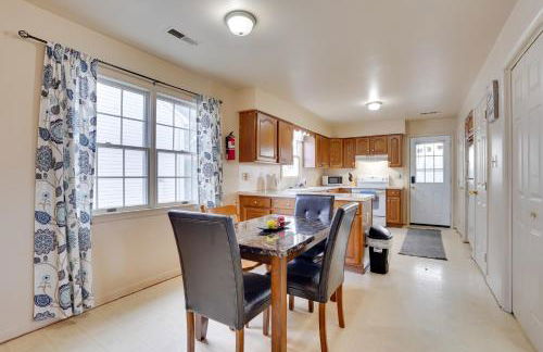 Walk to Fairgrounds! Hagerstown Townhome with Deck - Photo 7