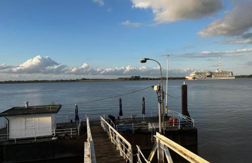 Muggelhuus das Loft mit Elbdeichblick im Alten Land und mit Wallbox - Photo 40