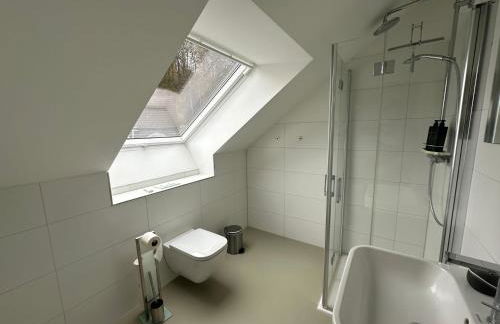 Ruhige Apartments mit guter Bahnanbindung und Küchennutzung - Foto 11