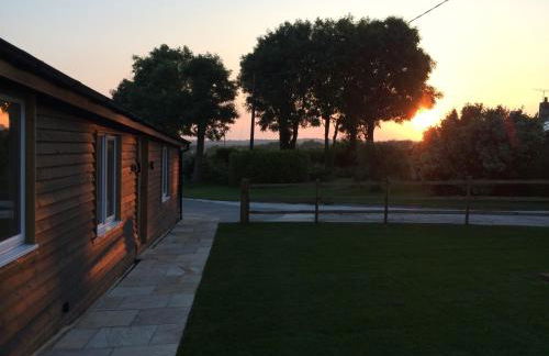 STUNNING FARM COTTAGES at South Downs Rural Retreats - Foto 29