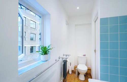 Stylish and Spacious Peckham Flat - Photo 2