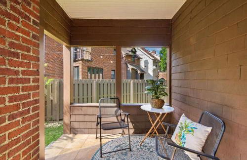 The Knocking Bird- Mins to CLE Clinic - Foto 72