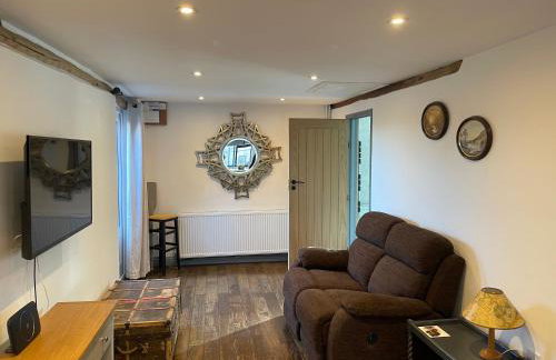 Middle Tree, ideal modern cottage - Photo 8