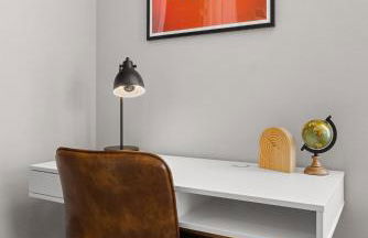 Cozy Luxury Apt, Gym, King Bds, Comfy Sectional - Foto 18