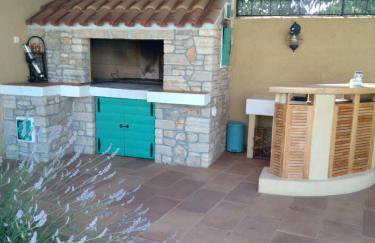 Božini dvori- Villa with Pool, Sauna , Jacuzzi and multifunkcional sport Court - Foto 25