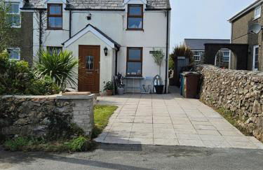 Captain’s Cabin - Photo 52