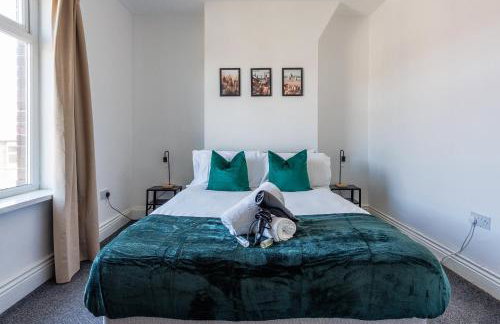 3 Bed House - Sleeps 6 - Parking - Wifi - Foto 8