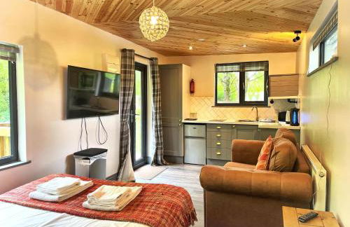 Arc Pod-HotTub- Dog Friendly - Longleat - Bath - Photo 10